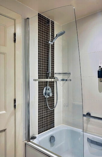 https://blockeddrainschurchlands.com.au/uploads/2025/07/blocked-shower-drains-69601.jpg