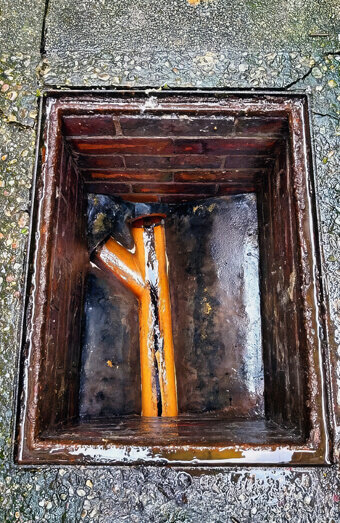 https://blockeddrainschurchlands.com.au/uploads/2025/07/hero-blocked-sewers-39472.jpg